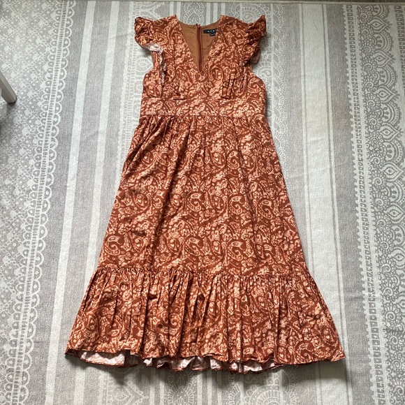 Atsu Altamira Midi Dress in Red Motif - Picture 4 of 13